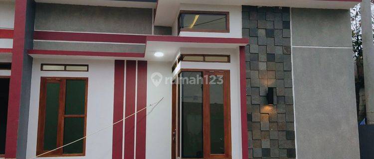 Rumah KPR ready stok 3 kamar tidur dekat stasiun didepok SHM 1