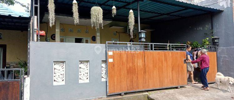 Cheap house for sale in Tabanan, one floor on Jalan Raya Desa, so SHM 1