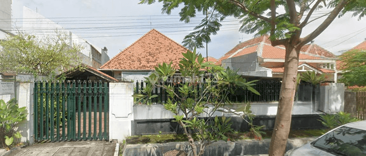 Rumah Classic Belanda SHM di Jl. Wuni Genteng, Surabaya 1