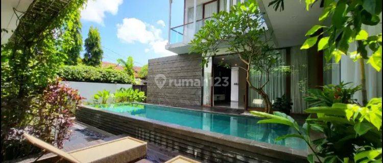 Dijual Villa Megah Dan Elegan Puri Gading Jimbaran 1