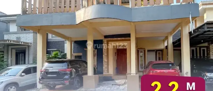 Dijual Rumah Cantik 2 lantai di Kawasan Berkembang Graha Raya Bintaro 1