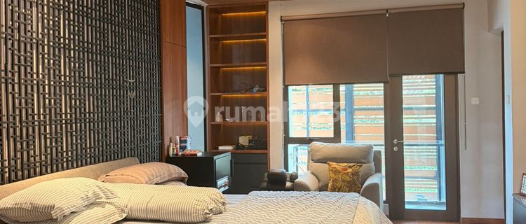 Rumah Mewah 2 Lantai Full Furnish Lokasi Strategis di Alam Sutera 1