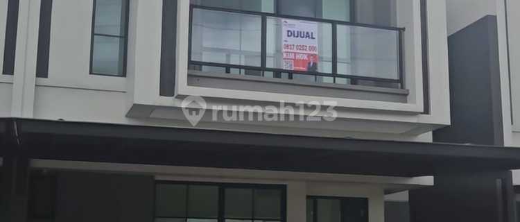 Selling at a Loss: Catik Design 2-Story House, Prime Location, Ready to Occupy 1