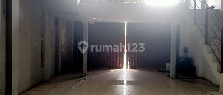 For Rent: 3-Story Shop House Ready to Occupy in Downtown Bandung 1