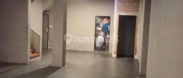 For Sale: Ready-to-Occupy Shop House in the Center of Sumedang City 1