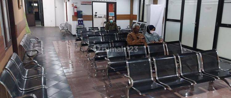 Di Jual Clinik Siap Huni Lokasi Strategis Fully Furnish 1