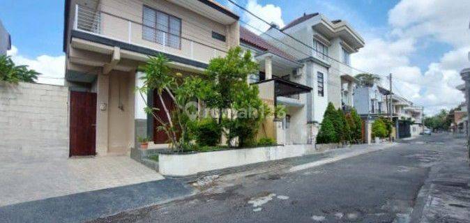 Rumah Modern Bagus Dan Asri Full Furnished di Kompleks Perumahan Suwung (IDY)  1