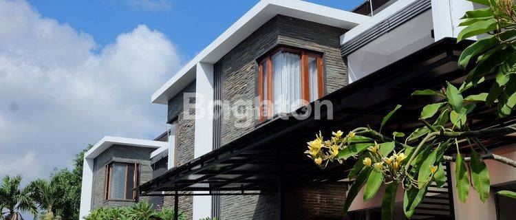 Rumah 2 Lantai Unfurnished Dekat Bandara Ngurah Rai Kuta Badung 1