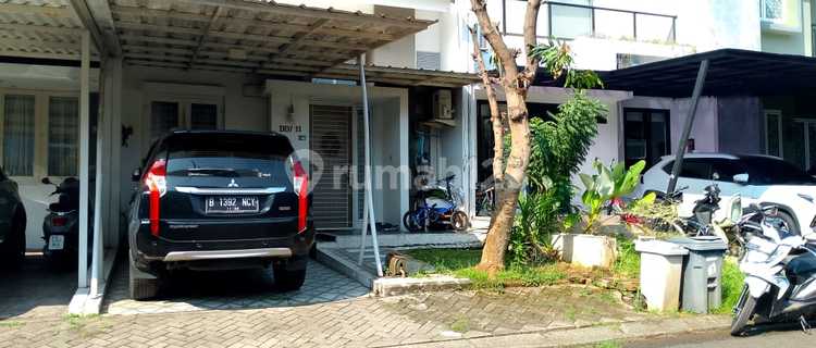 Old House in BSD Housing Complex, Neo Catalonia Cluster, Serpong, Tangerang 1