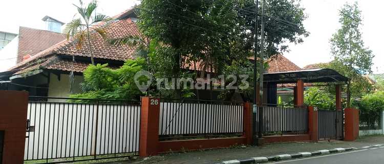 Rumah Lama Di Jl Taman Amir Hamzah Menteng Jakarta Pusa 1