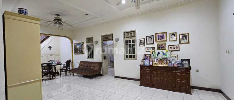 DIjual BU Rumah Grogol 205m2 Furnish harga 3,9M nego sampe deal 1