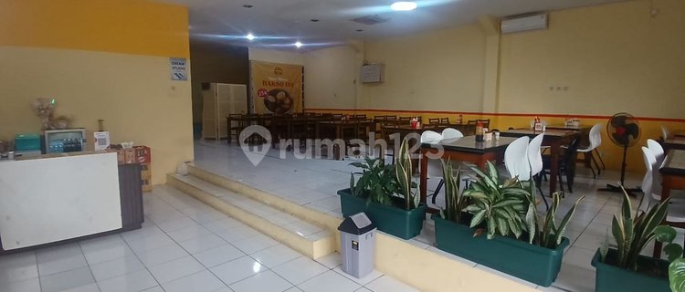 Strategically located shophouse in Riau Bandung City wing 1