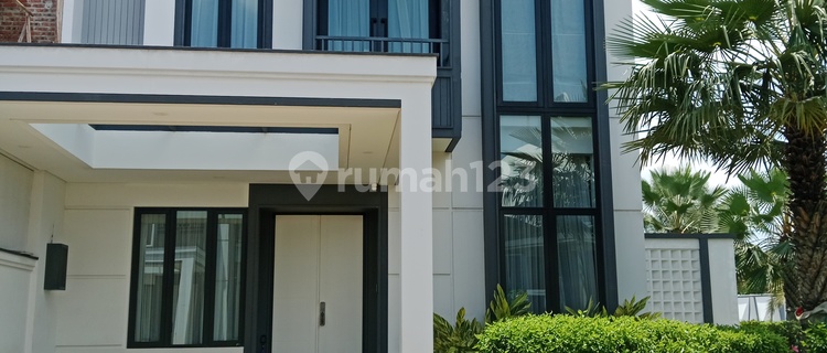 Semi Furnished Premium House In Serpong 1