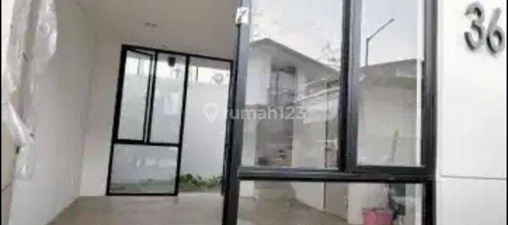 Sewa Rumah Baru 2 Lantai Di Cendana 1