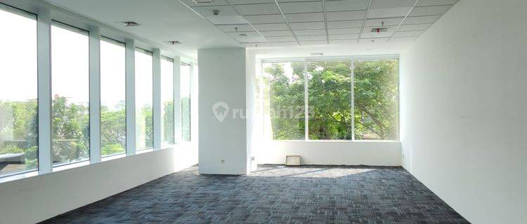 Disewakan Office Space Kantor Kensington Kelapa Gading Lantai Rendah 72m2 Full Karpet Unfurnished 1