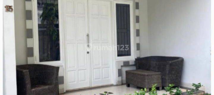 Rumah Tinggal 2 Lt One Gate System Di Kemang Six Residence NS0163 1