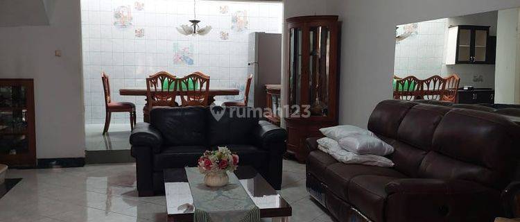 Rumah 2 Lantai Furnished Di Kelapa Gading S7955 1