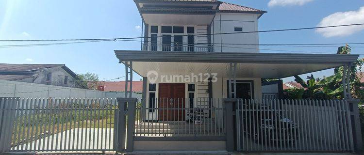 Rumah baru 2 lantai area pontianak selatan dekat jalan purnama dan kota baru 1