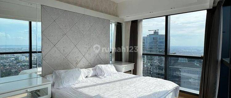 The Peak Apartement 3 BR Furnished Bagus Suramadu View 1