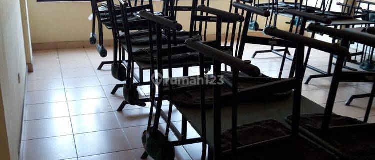 Ruko Sharing Lantai 2 Di Lippo Karawaci Di Jalanan Ramai Dan Padat Penduduk 1