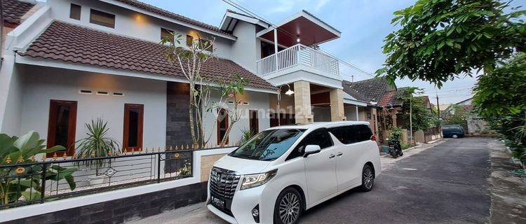 Rumah Mewah Dalam Perum Suasana Villa di Kalasan Sleman  1