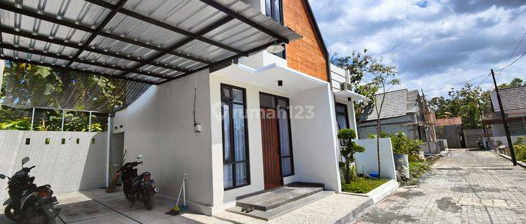 Dijual Rumah Scandinavian 400 Jt an Diskon 17 Jt, Dekat Kota Jogja 1