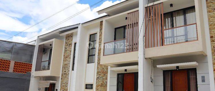 JUAL CEPAT RUMAH LOKASI STRATEGIS HARGA EKONOMIS 1