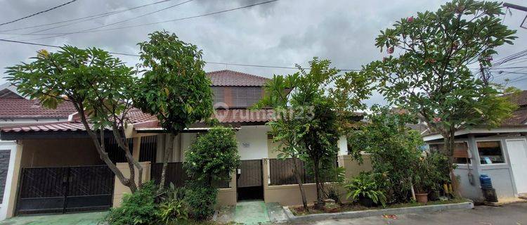 Di Sewakan Rumah Bintaro Sektor 3 Camar 1