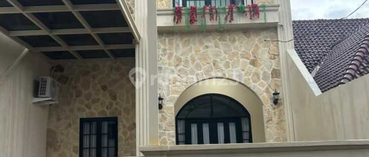 Di Jual Rumah Full Furnished di Karang Tengah Ciledug Dekat dengan Joglo Raya Jakarta Barat 1