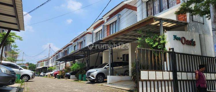 Di Jual Rumah 2 Lantai Neo Oasis Furnished Siap Huni 1