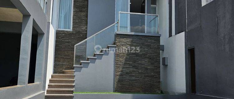 Di Sewakan Rumah Cantik Dan Nyaman Di Modern Hill Pondok Cabe Tangerang Selatan  1