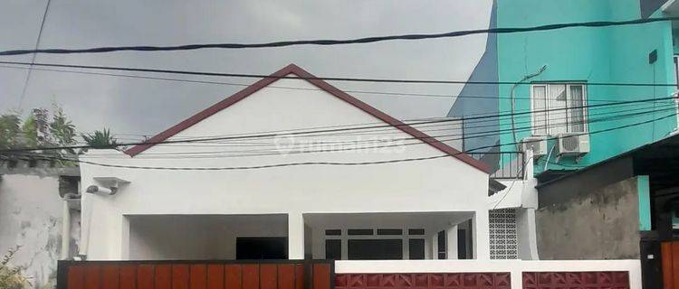 Di Jual Rumah Perumahan Bukit Nusa Indah Ciputat Tangerang Selatan Deket Dengan Stasiun Sudimara 1