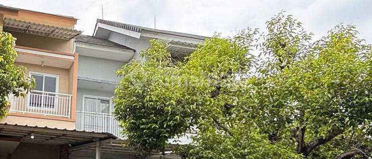 For Rent: Nice and Minimalist House in Kemang Pratama Area 1