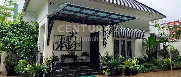 Rumah Bagus  Siap Huni, Di Lokasi Strategis Di Menteng Jakpus  1