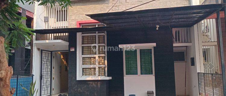 Rumah 1 lantai setengah di grandwisata 1