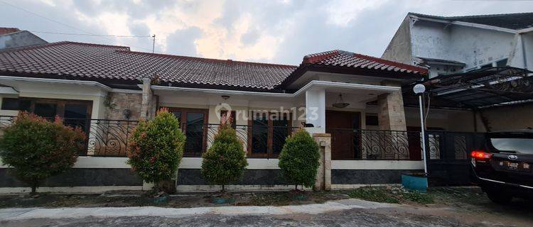 Rumah Mewah dengan harga terjangkau area Undip Atas 1