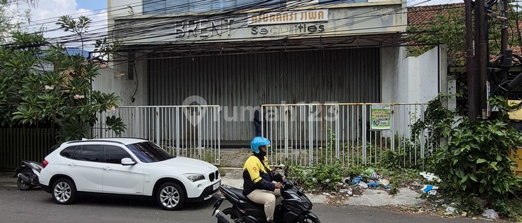 Jual Gedung Kantor 3 Lantai Pusat Kota Semarang Harga Menarik 1