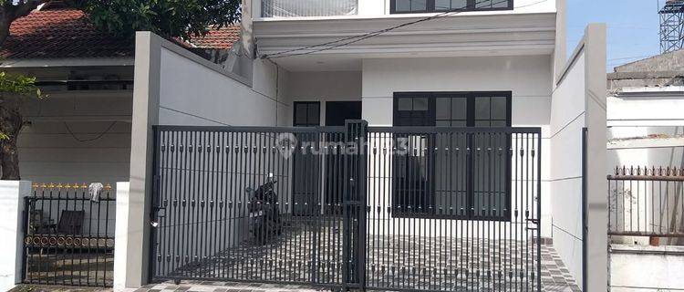 Rumah Gress Lebar 6 Oke Kpr Daerah Manyar Dekat Untag, Petra 1