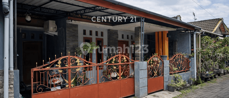 Semi-Furnished House in a Housing Complex Near UAD Campus 4 1