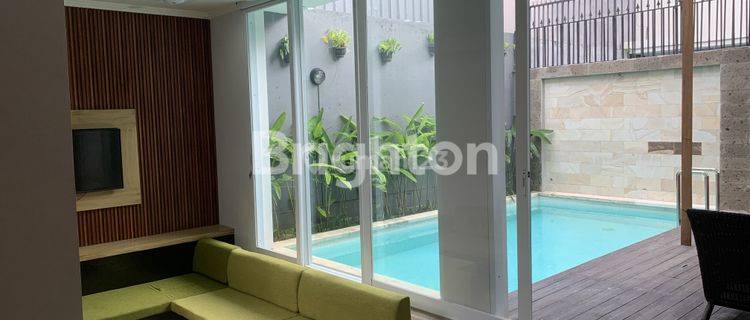 4BR NEWLY RENOVATED VILLA IN ONE GATE CLUSTER JIMBARAN 1