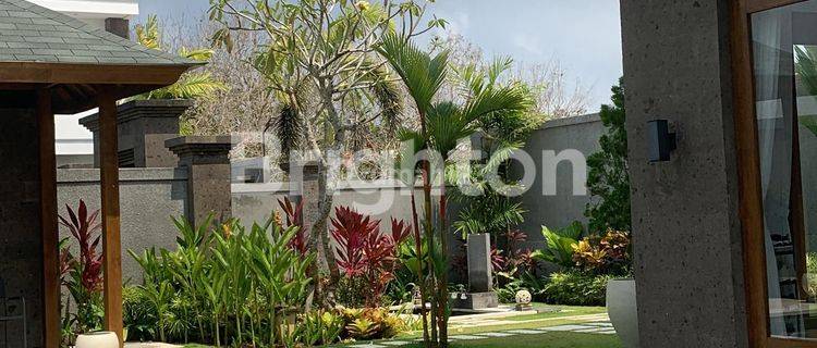 3BR FURNISHED LUXURY VILLA IN ULUWATU PREMIUM LOCATION 1