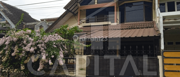 RUMAH CANTIK SIAP HUNI DI KOMPLEK UJUNGBERUNG INDAH, BANDUNG 1