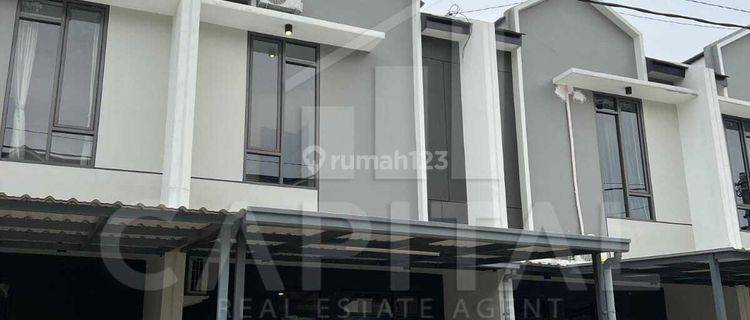 Rumah Baru One Gate System Semi Furnished di Taman Kopo Indah 5 1