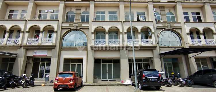 For Sale, Spacious Strategic Shop House Just a Step Away from Mall in Galaxy Bekasi 1