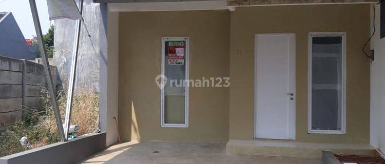 Jual Cepat Rumah 2 Lantai  SHM Cuma 10 Menit ke Pintu Tol BSD  1