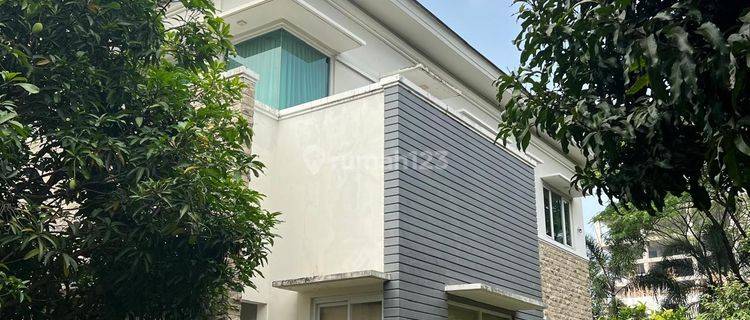 Dijual Rumah 2 Lantai Fully Furnished SHM De Park BSD City Bisa KPR Dekat Qbig IPEKA Jakarta Nanyang School The Breeze Green Office Park 1