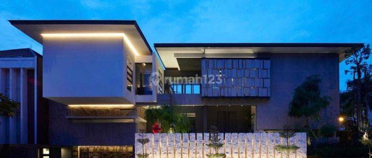 Dijual Rumah Minimalis Modern, Full Furnished High Spec Pakuwon Indah Surabaya Barat 1