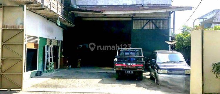 Strategis Di Jual Gudang di Jl Kyai Abdul Karim, Surabaya 500 M Bagus SHM 1