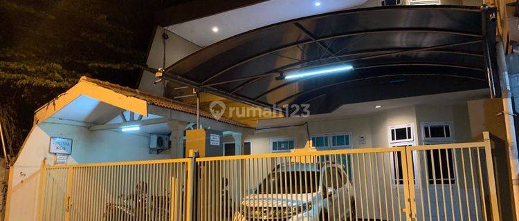 Murah Strategis Dijual Rumah Kos 2 Lantai Furnished di Dukuh Kupang Barat , Surabaya 1