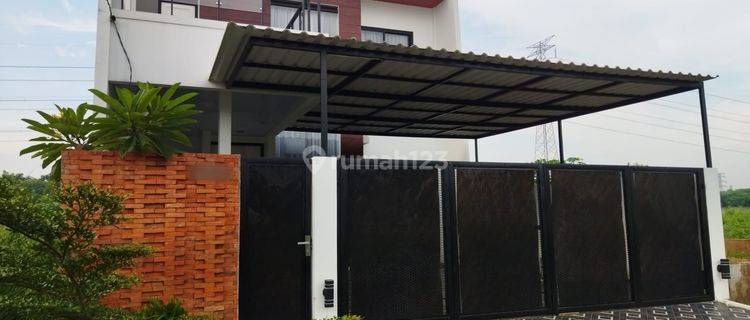 Dijual Rumah 2 Lantai 3 Kamar terdekat dari Tol Tambun Grand Wisata Bekasi 1